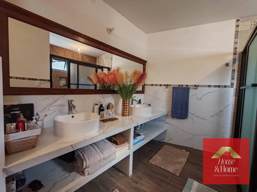 Renta de casa amueblada - 7