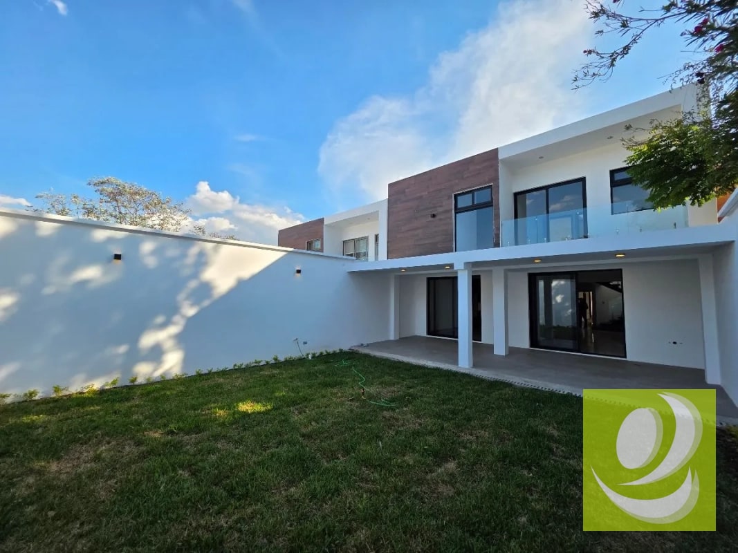 EN VENTA CASA DE LUJO EN LAS 3 CEIBAS DE SAN CRISTOBAL MIXCO - 16