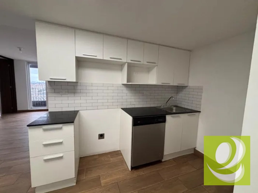 APARTAMENTO EN VENTA EN NIVEL ALTO EDIFICIO ROQUE - 2