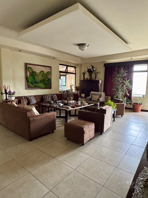 Casa en venta - Bellas Luces - Santa Catarina Pinula - 4
