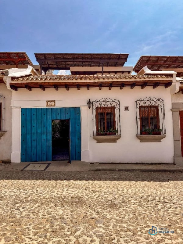 Casa en Venta, Antigua Guatemala-Ciudad Vieja - 1