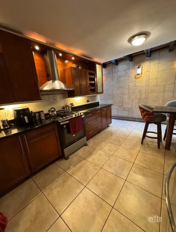 Bosques de Linda Villa, zona 7, casa en venta Q2,950,000 más impuestos - 8