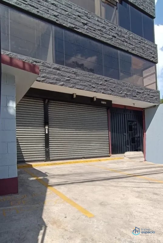 Edificio en Renta zona 10 — Edificio en Alquiler en Zona 10, Guatemala, Ciudad — foto 1 de 9