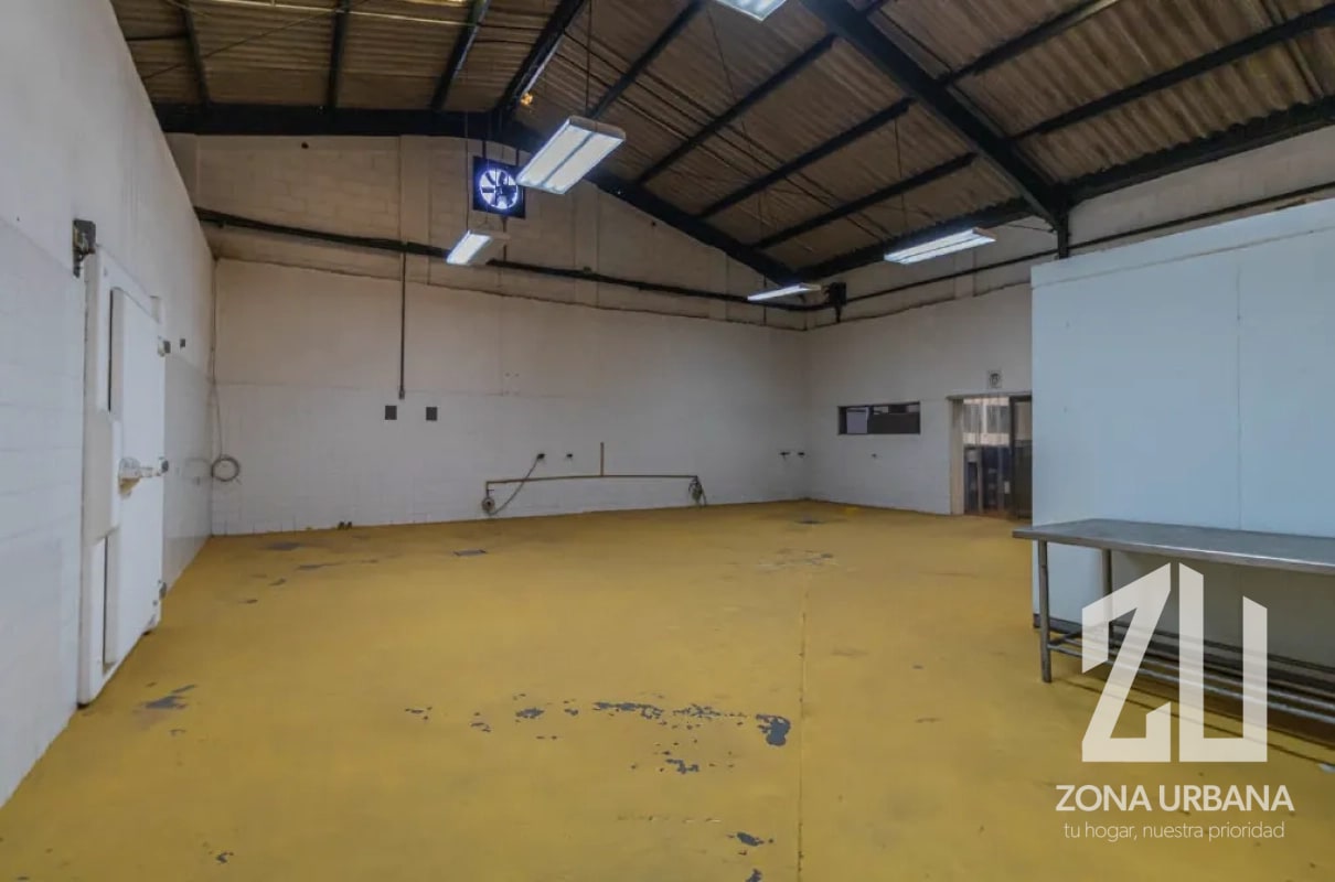 Amplio complejo industrial - Planta La Joya Villa Nueva - 13