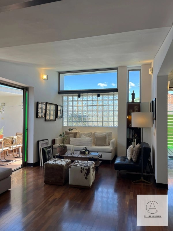 Loft en renta, en Oakland, zona 10 - 15