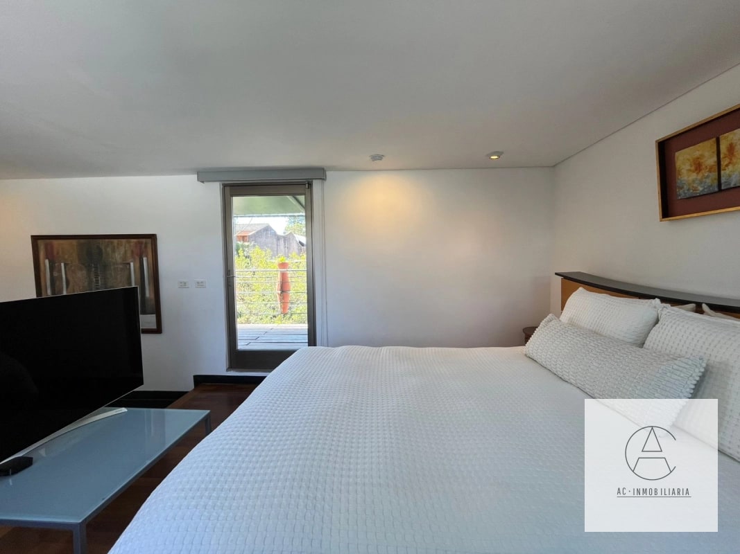 Loft en renta, en Oakland, zona 10 - 7