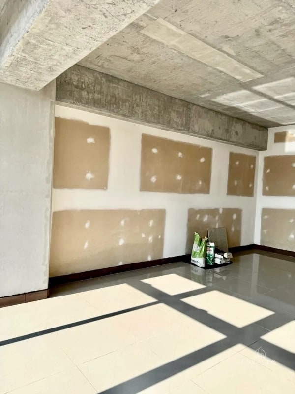 Zona 9 • Oficina en Renta • Edificio Ascend - 11