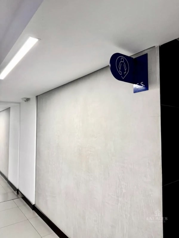 Zona 9 • Oficina en Renta • Edificio Ascend - 3