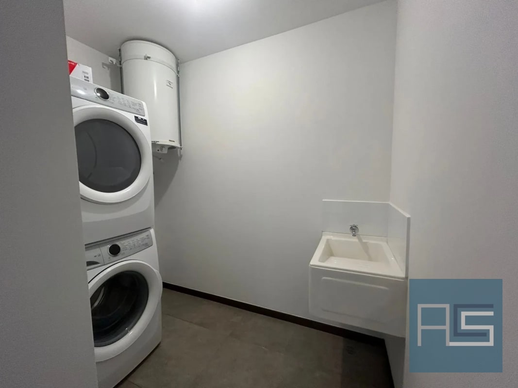 Amplio y moderno apartamento en Alquiler para estrenar en zona 15 de 3 hab, sector de San Lázaro - 12