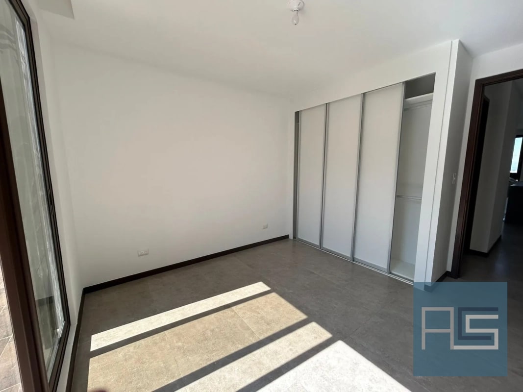 Amplio y moderno apartamento en Alquiler para estrenar en zona 15 de 3 hab, sector de San Lázaro - 8