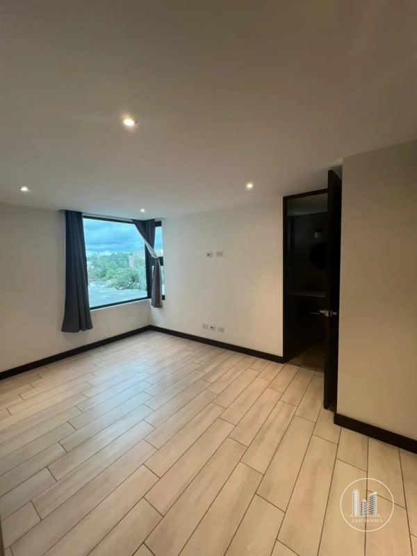 Lindo apartamento en renta en zona 15 VHI - 11