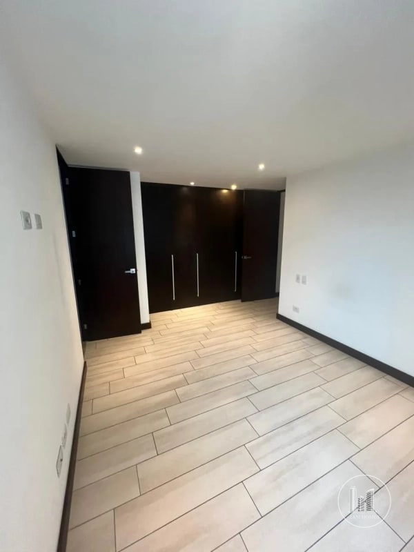Lindo apartamento en renta en zona 15 VHI - 6