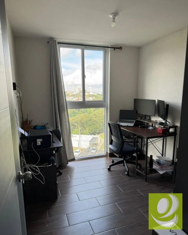 Apartamento en Venta en AMI zona 10 de Mixco • Q625,000 - 3