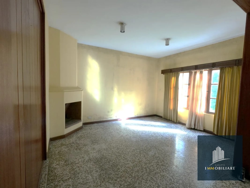 Casa para Restaurante con Jardín y Parqueo Bulevar las colinas, San Cristobal - 10