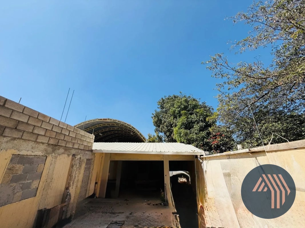 ALQUILER DE AMPLIA PROPIEDAD COMERCIAL - BOCA DEL MONTE, VILLA CANALES - 12