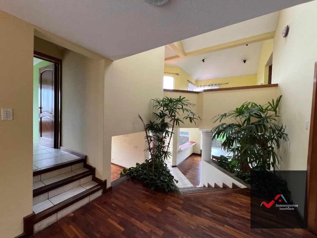 CASA EN VENTA SAN CRISTOBAL ZONA 8 DE MIXCO - 5