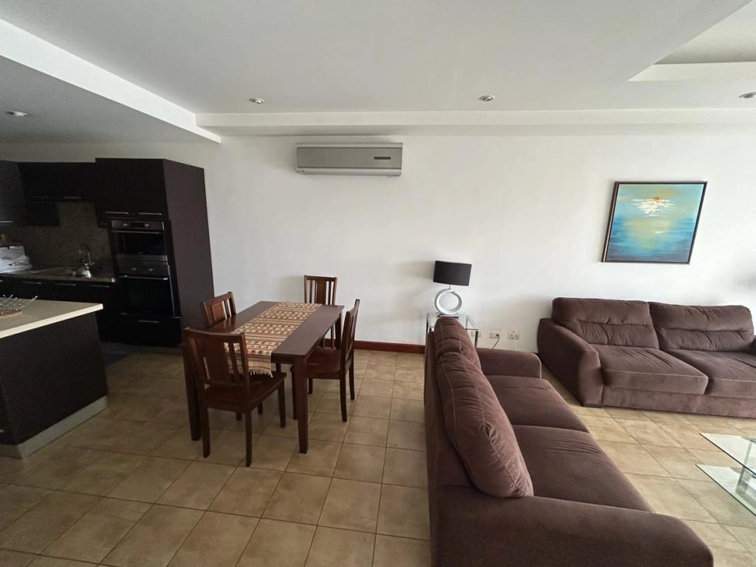 Apartamento amueblado en renta en zona 14 — Apartamento en Alquiler en Zona 14, Guatemala, Ciudad — foto 10 de 17