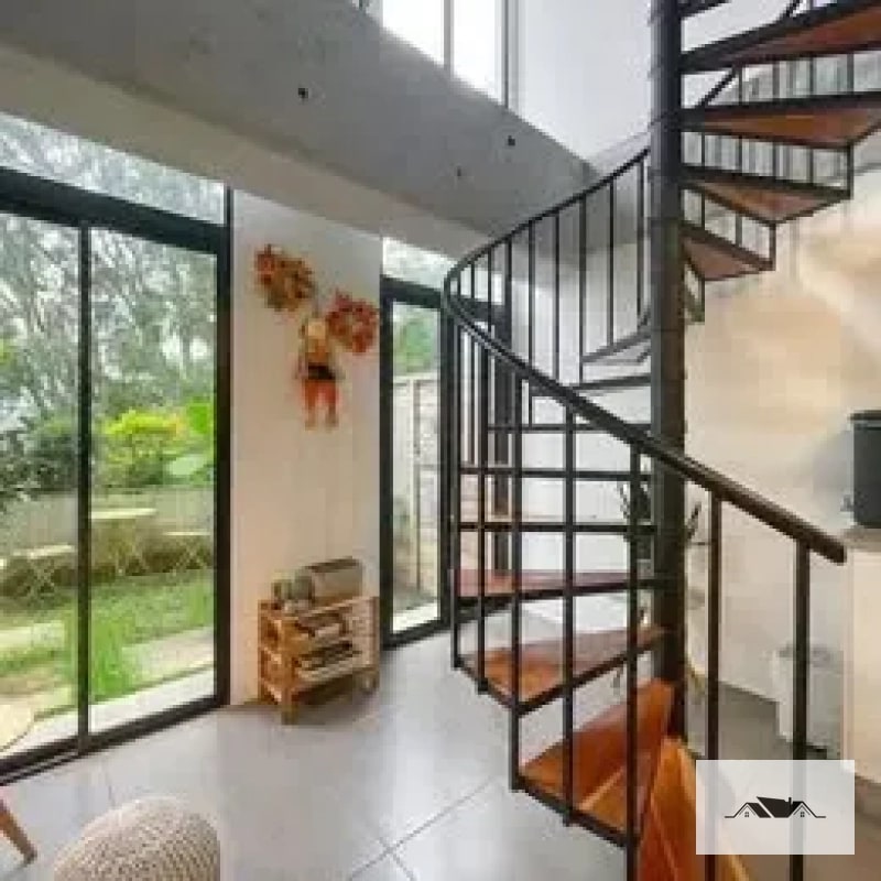 En Venta o Renta Apartamento Amueblado en Venta  Zona 10 con Jardin — Apartamento en Venta en Zona 10, Guatemala, Ciudad — foto 2 de 6
