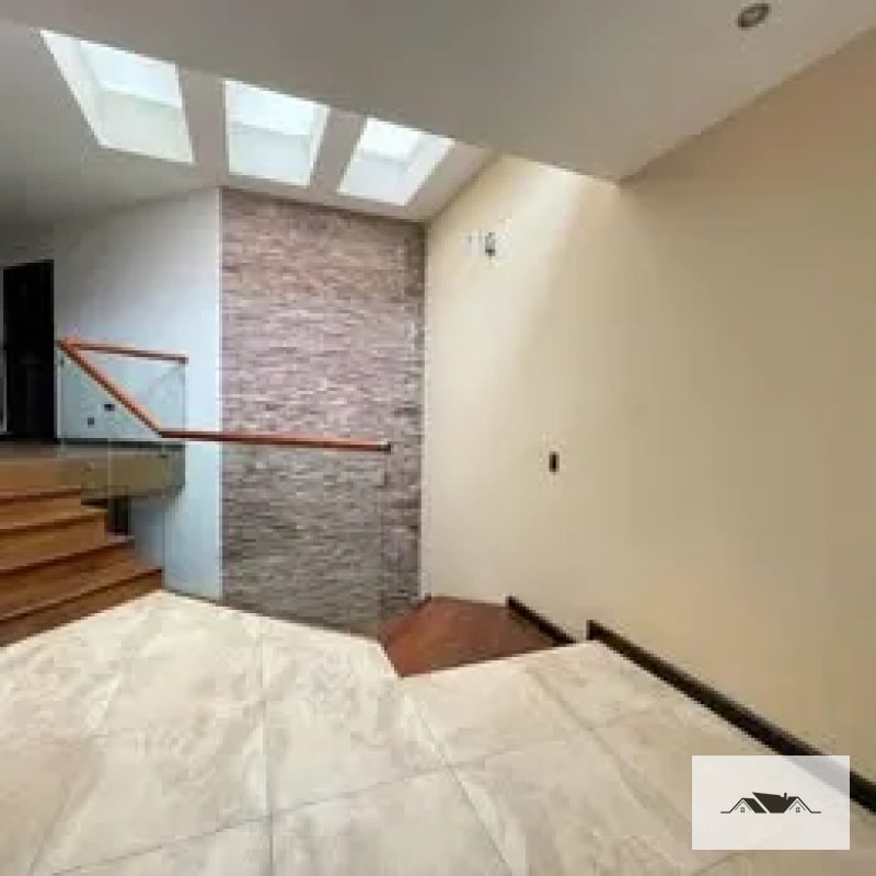EN VENTA Preciosa y Amplia Casa Colonia  El PRADO  ZONA 10 — Casa en Venta en El Prado, Zona 10, Guatemala, Ciudad — foto 5 de 10