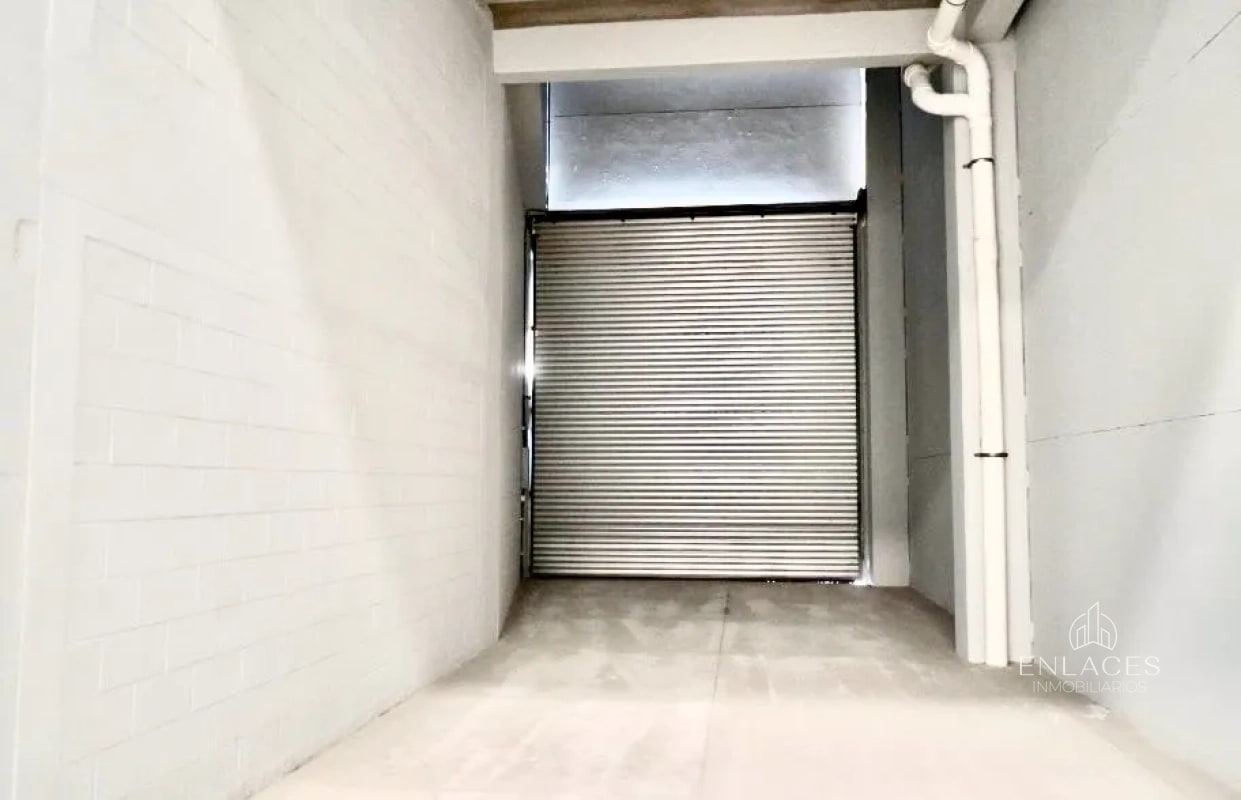 Zona 4 de Mixco • Ofibodega en Renta • Condominio Zona de Negocios San Nicolás - 12