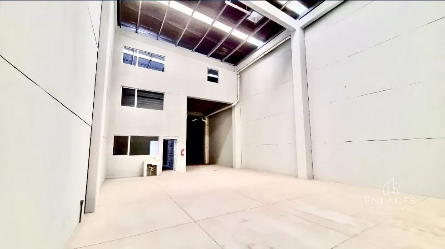 Zona 4 de Mixco • Ofibodega en Renta • Condominio Zona de Negocios San Nicolás - 10
