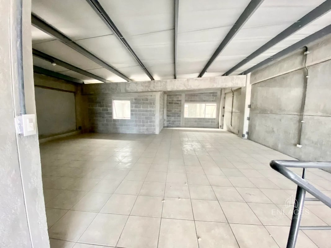 Zona 4 de Mixco • Ofibodega en Renta • Condominio Zona de Negocios San Nicolás - 6