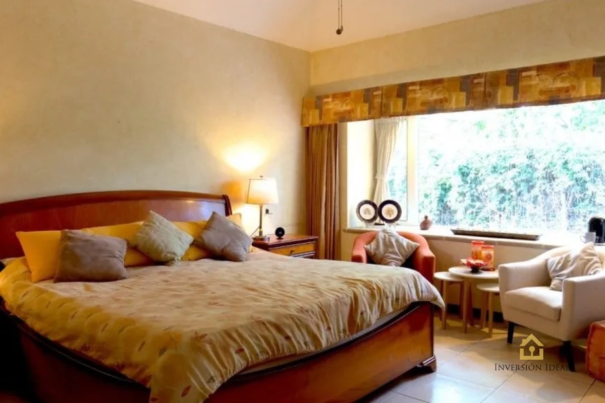 Vendo casa exclusiva en Condominio El Jardín de la Fuente Zona 14 - 2