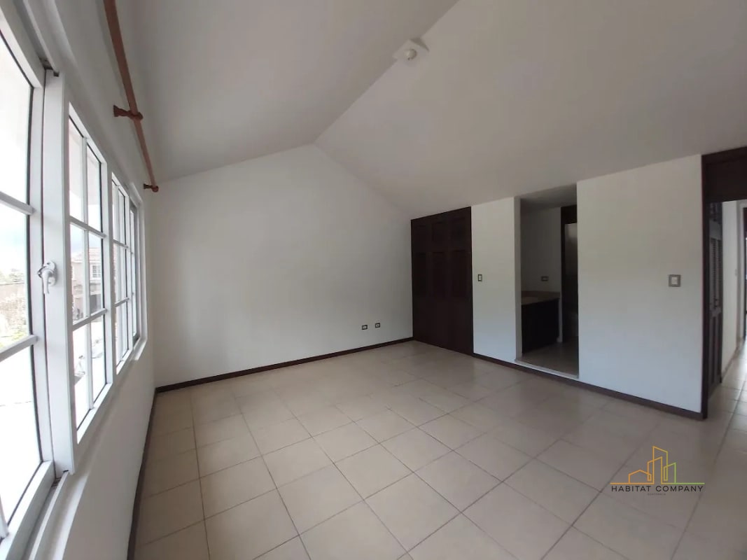 Casa en Renta Km 16 CES, Calle de Olmeca, Condominio Santa Mónica, Fraijanes, (3 Dorm) - 5