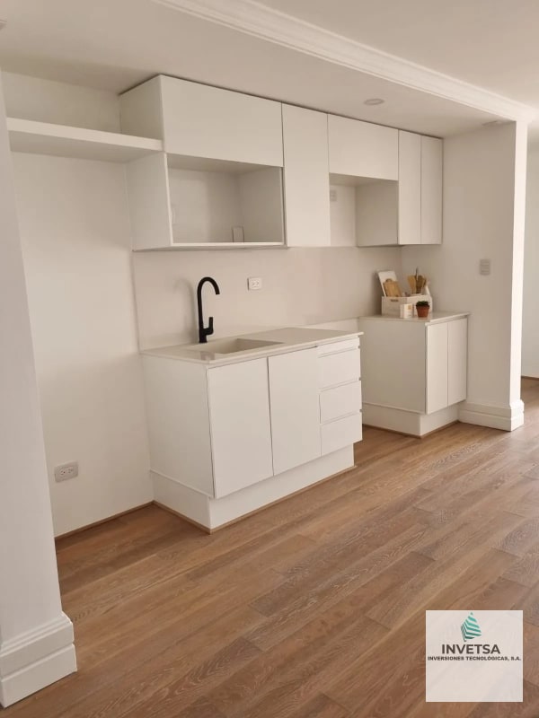 APARTAMENTO 3 DORMITORIOS CENTRICO ZONA 5 - 3