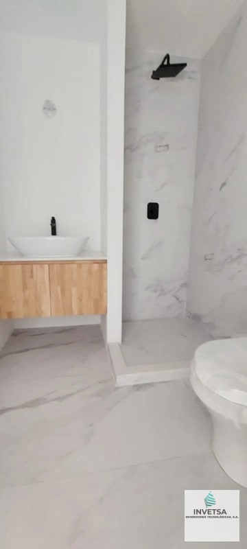 APARTAMENTO 3 DORMITORIOS CENTRICO ZONA 5 - 1