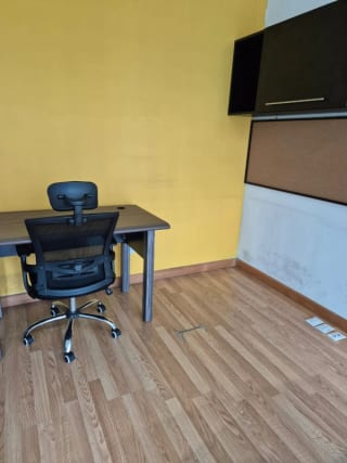 Oficina en renta Edificio Platina zona 10 — Oficina en Alquiler en Zona 10, Guatemala, Ciudad — miniatura 12 de 17