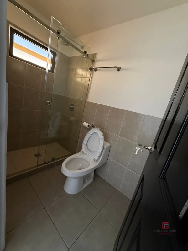 Acogedora Casa en venta Barrios Coloniales - 8