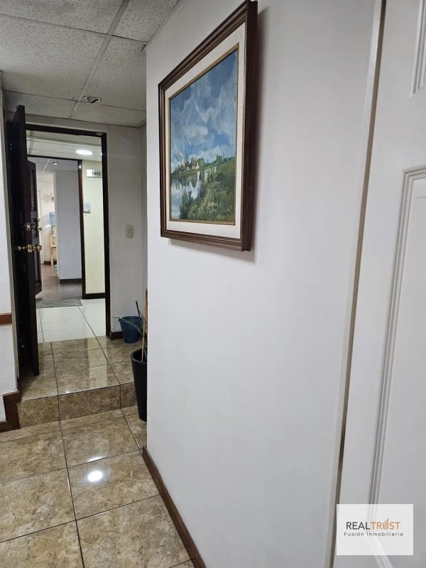 Se alquila Clínica Médica en Edificio las Américas zona 14 - 4