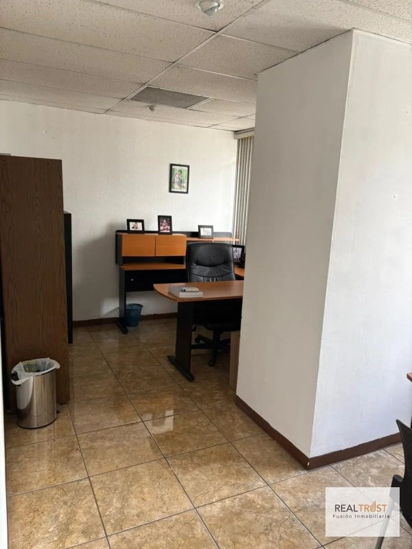 Se alquila Clínica Médica en Edificio las Américas zona 14 - 2