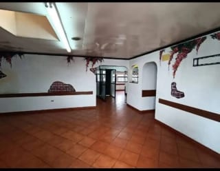 PROPIEDAD COMERCIAL FRENTE A CENTRO COMERCIAL EL PARADOR MILPAS ALTAS — Casa en Venta en Magdalena Milpas Altas, Sacatepéquez — miniatura 4 de 7
