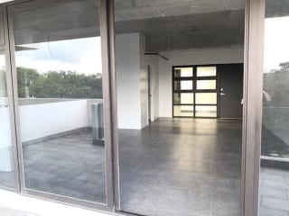 Alquiler de Oficina en Ascend zona 9 — Oficina en Alquiler en Zona 9, Guatemala, Ciudad — miniatura 4 de 10