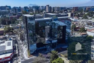 CLÍNICA MÉDICA EN ALQUILER RENOVATI ZONA 10 — Clínica en Alquiler en Renovati, Zona 10, Guatemala, Ciudad — miniatura 1 de 8