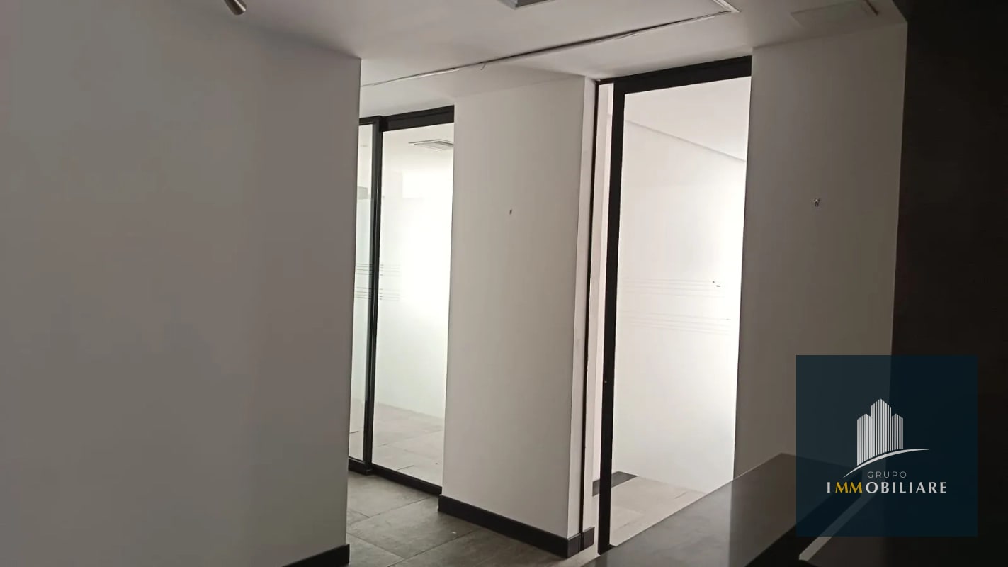 CLÍNICA MÉDICA EN ALQUILER RENOVATI ZONA 10 - 6