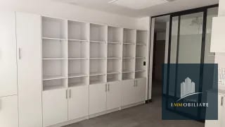 CLÍNICA MÉDICA EN ALQUILER RENOVATI ZONA 10 — Clínica en Alquiler en Renovati, Zona 10, Guatemala, Ciudad — miniatura 2 de 8