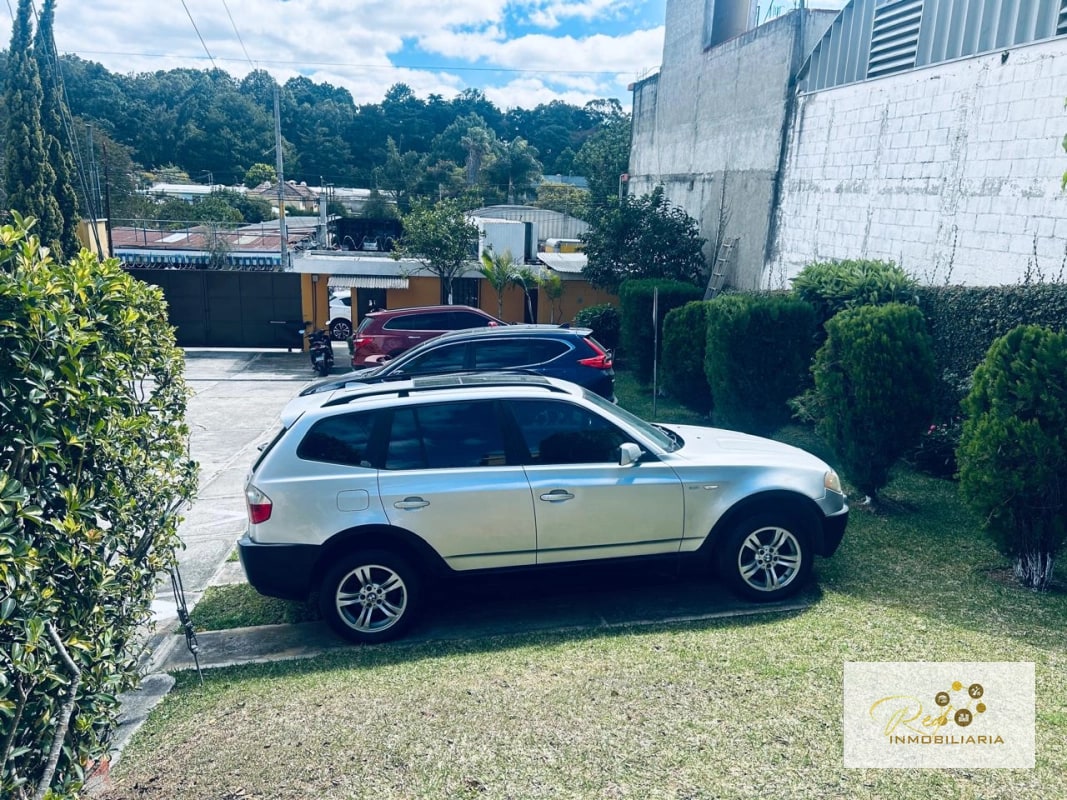 🏡 VENDO CASA EN CIUDAD SAN CRISTÓBAL 📍 Ubicada sobre el boulevard principal, dentro de condominio - 3