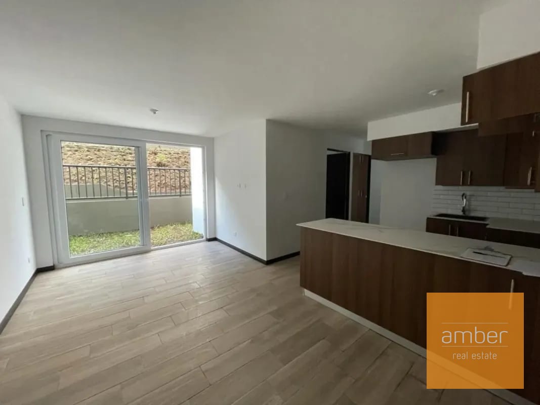 Apartamento en Bari, Km.18.5 CAES — Apartamento en Venta en Bari, Carretera a El Salvador, Guatemala, Ciudad — foto 1 de 9