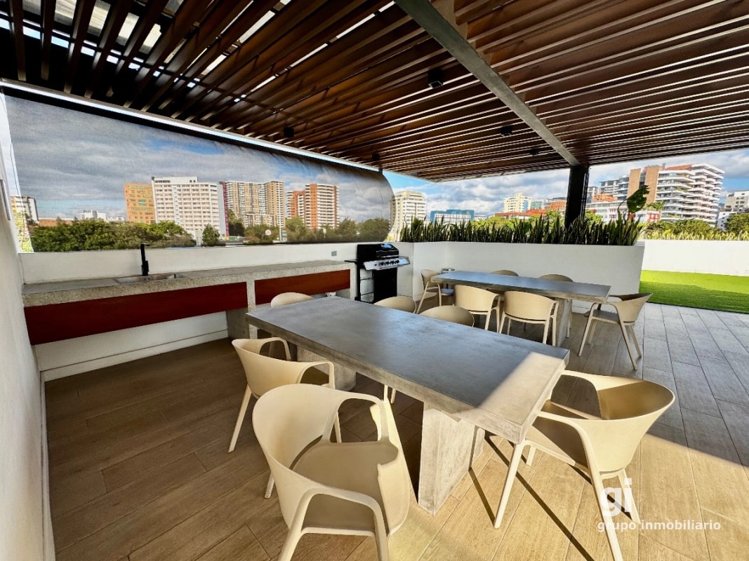 Apartamento de 3 dormitorios + cuarto de servicio en venta en zona 13 - 2
