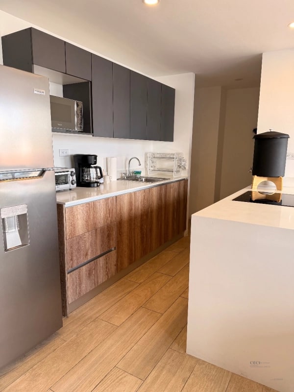 Apartamento equipado zona 10 en venta - 10