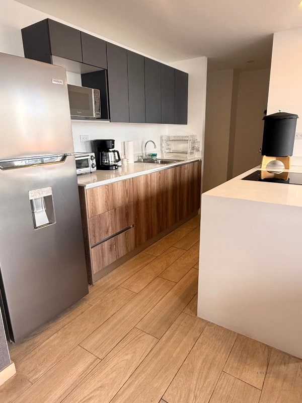 Apartamento equipado zona 10 en venta - 7