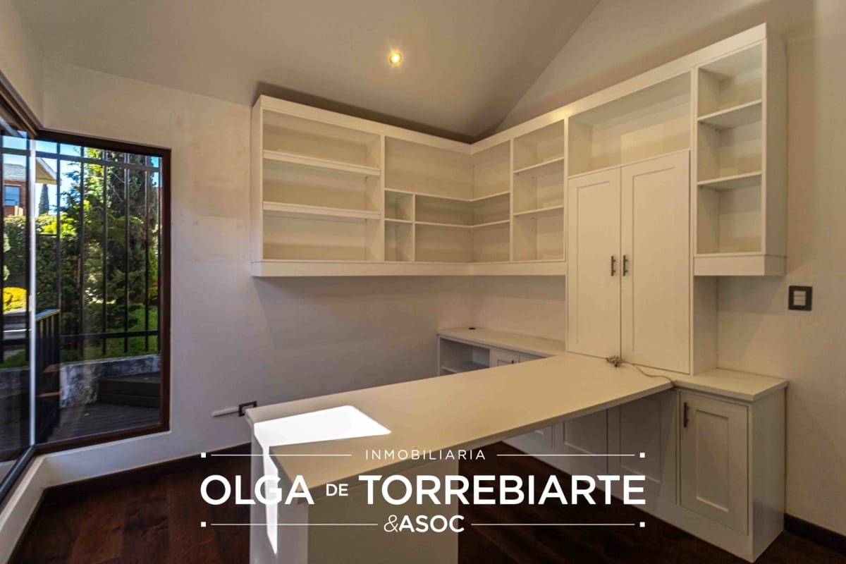 Casa en Antaria Bellas Luces — Casa en Venta en Bellas Luces, Santa Catarina Pinula, Guatemala, Ciudad — foto 2 de 17