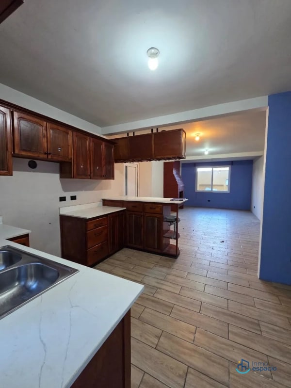 CASA EN VENTA, ZONA 8 DE MIXCO-SAN CRISTÓBAL 2, - 8