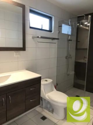 Vendo Apartamento Con Patio en Di Fiori Zona 7 — Apartamento en Venta en Zona 7, Guatemala, Ciudad — miniatura 5 de 8