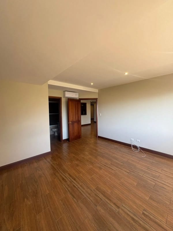 APARTAMENTO EN RENTA – MILENIA | ZONA 10 — Apartamento en Alquiler en Milenia, Zona 10, Guatemala, Ciudad — foto 7 de 12