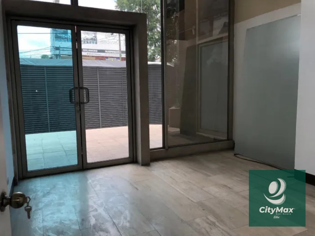 EDIFICIO CORPORATIVO EN ALQUILER ZONA 10 - 8