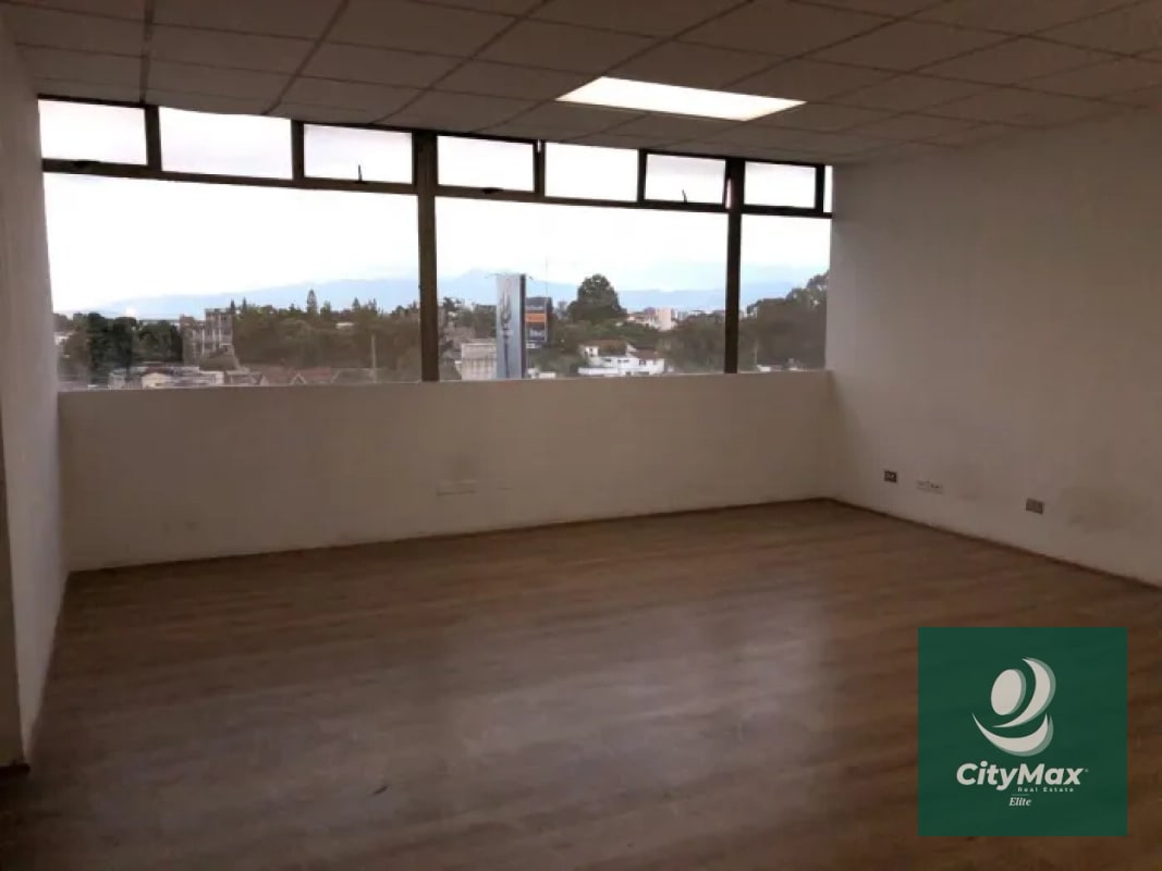 EDIFICIO CORPORATIVO EN ALQUILER ZONA 10 - 7